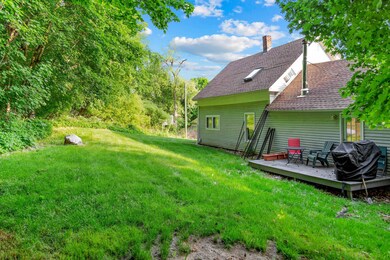 8 Warren Ave, Pittsfield, NH 03263 - photo 2