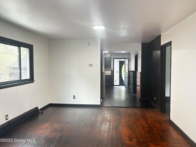 33 Cheltingham Ave, Schenectady, NY 12306 - photo 4