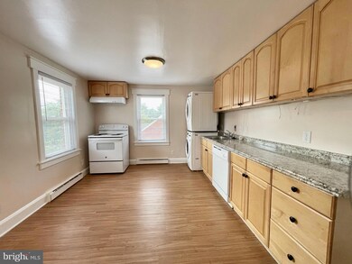 708 W Patrick St unit B, Frederick, MD 21701 - photo 5