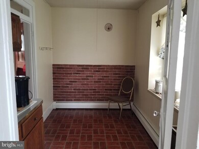 817 W Main St, Palmyra, PA 17078 - photo 7