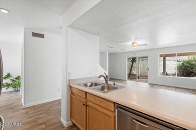 06-Kitchen to Living