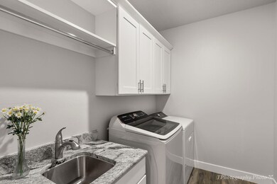 3-web-or-mls-2787 3560 W-1