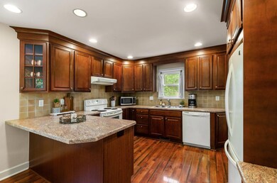 007_ae_K 254 E Kanawha Ave031