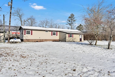 221 Kline Rd, Bethel, PA 19507 - photo 5