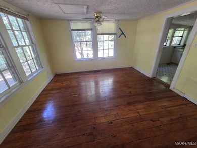 370 Coosa Ridge Rd, Deatsville, AL 36022 - photo 4