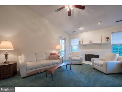 352 Danbury Ct unit 352, Glen Mills, PA 19342 - photo 3