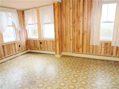 Family Room.