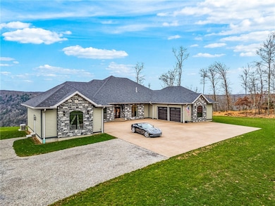 365 S Penn Rd, Franklin, PA 16323 - photo 2