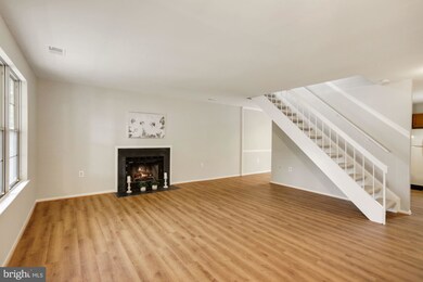 13417 Biddeford Ct, Germantown, MD 20874 - photo 7