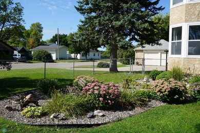 101 5th St NW, Barnesville, MN 56514 - photo 7