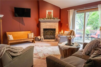 915 N Gunnison Way, Lawrence, KS 66049 - photo 5