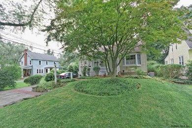 1505 Valencia Rd, Schenectady, NY 12309 - photo 3