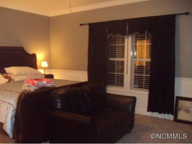 23 Trent Dr, Leicester, NC 28748 - photo 7