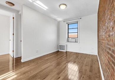 Acropolis Gardens unit 5-D, Astoria, NY 11105 - photo 4