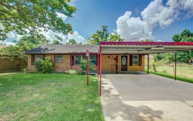 7338 Saint Louis St, Houston, TX 77028 - photo 5