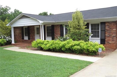 104 Knox St, Statesville, NC 28677 - photo 2