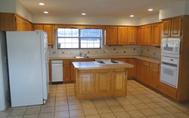 384 NW Celtic Ct, Lake City, FL 32055 - photo 3