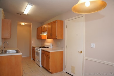 1907 N Chambers Ave, Claremore, OK 74017 - photo 7