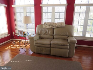 1104 Tolman Ln, Odenton, MD 21113 - photo 5