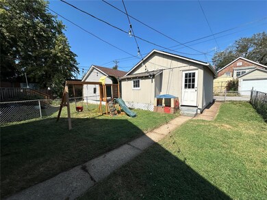 unlisted-address, Saint Louis, MO 63109 - photo 4