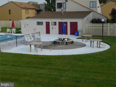 220 James Ct unit 220, Marlton, NJ 08053 - photo 3