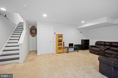257 Kestrel Ct, Kennett Square, PA 19348 - photo 4