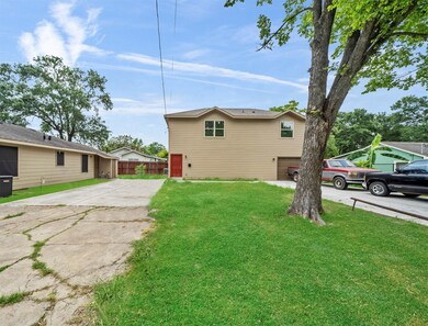 8221 Brockton St unit A, Houston, TX 77017 - photo 2