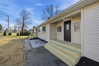 91 Norman St, Chicopee, MA 01013 - photo 5
