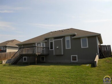 4217 SW Misty Harbor Ave, Topeka, KS 66610 - photo 2