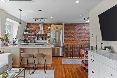 165 I St unit 3, Boston, MA 02127 - photo 2