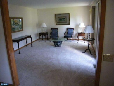 198 Fairhill Dr, Wilmington, DE 19808 - photo 3