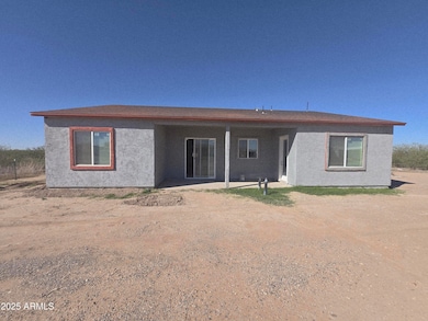 14233 S Burma Rd, Arizona City, AZ 85123 - photo 5