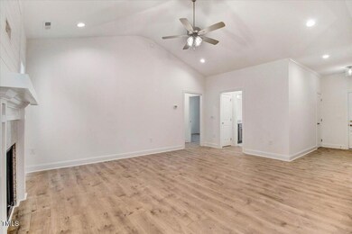 13-305 Paul Hare Rd-13