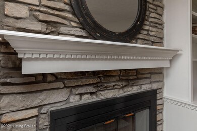 7410 Crabtree Dr, Louisville, KY 40228 - photo 4