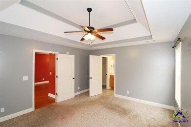 221 Haverhill Cir, Warner Robins, GA 31088 - photo 6