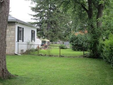 783 Erickson Ave, Columbus, OH 43213 - photo 4