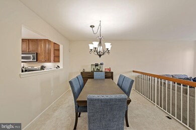 1415 Templeton Place, Rockville, MD 20852 - photo 4
