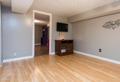 3613 Marlin Dr (27 of 47)