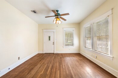 301 E 23rd St, Houston, TX 77008 - photo 6