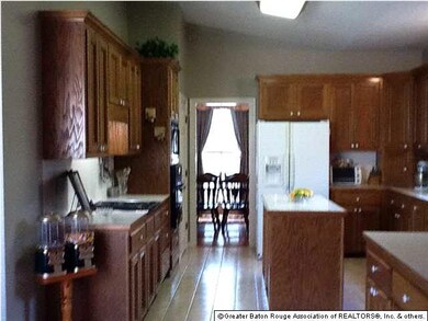 2137 Oakdale Dr, Baton Rouge, LA 70810 - photo 7