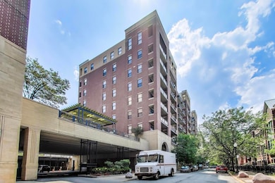 833 W 15th Place unit 606W, Chicago, IL 60608 - photo 2