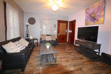 1521 8th St, Columbus, NE 68601 - photo 3