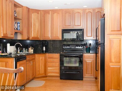 124 S Tamarac Dr, Shepherdstown, WV 25443 - photo 7