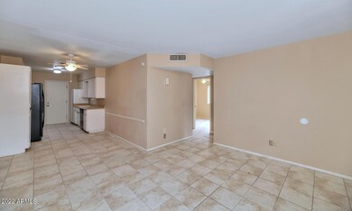 615 S Pioneer, Mesa, AZ 85204 - photo 4