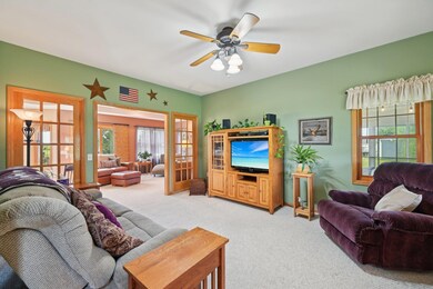 W2923 Sand Crane Dr, Belleville, WI 53508 - photo 7