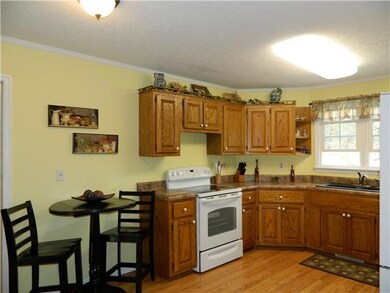 Bright Kitchen perfect U shape