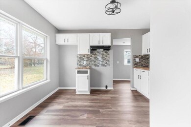 10-Kitchen