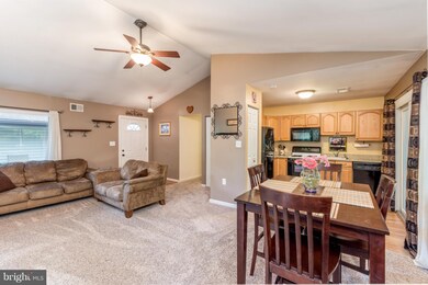 9472 Old Deep Ct, Columbia, MD 21045 - photo 5