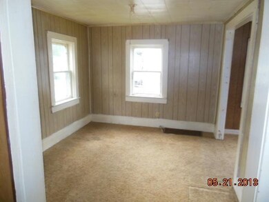 245 Franklin St, Evansville, WI 53536 - photo 4