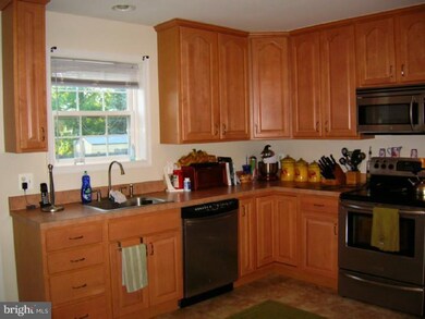 614 Gilbert Rd, Ridley Park, PA 19078 - photo 4